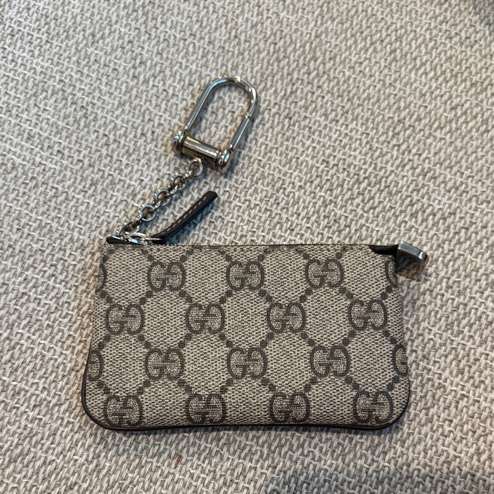 Gucci Beige and Brown Monogram Key Holder